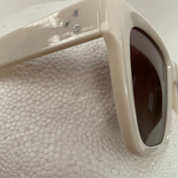 Cream White Oversized Square Sunglasses - Picture 4 of 12